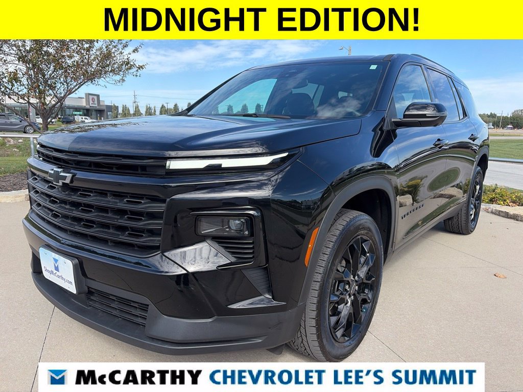 Used 2024 Chevrolet Traverse LT FWD image 4