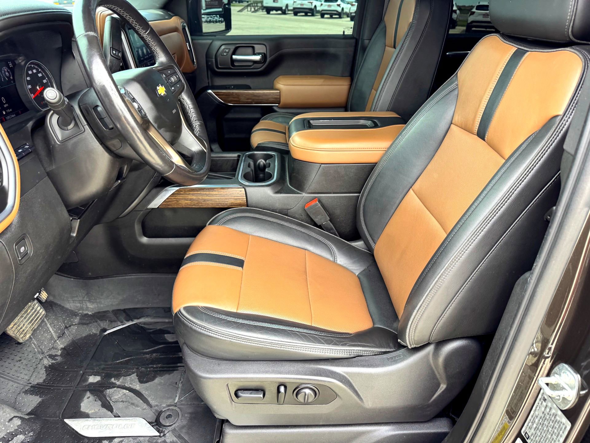 Used 2021 Chevrolet Silverado 3500 High Country AWD/4WD image 12