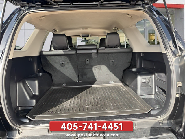 Used 2018 Toyota 4Runner SR5 Premium AWD/4WD image 37