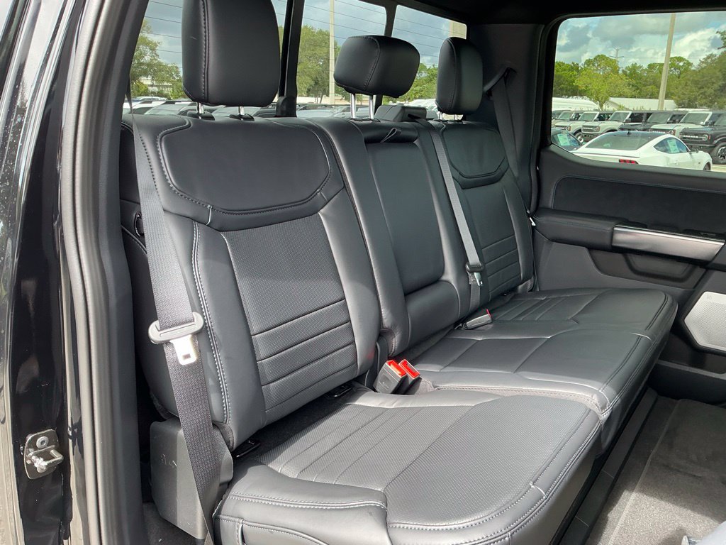New 2027 Ford F250 Platinum w/ Tremor Off-Road Package AWD/4WD image 23
