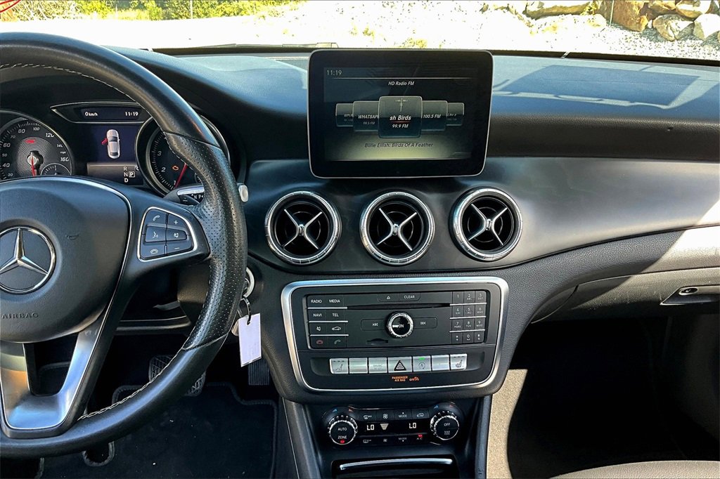 Used 2018 Mercedes-Benz CLA 250 image 28