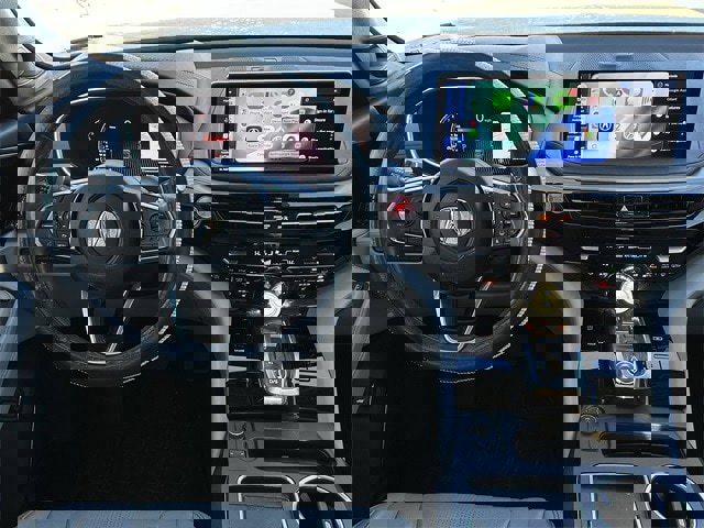 Certified 2025 Acura MDX FWD w/ Technology Package image 12