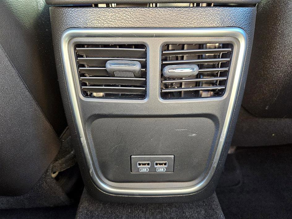 Used 2023 Dodge Charger R/T w/ Plus Group image 12