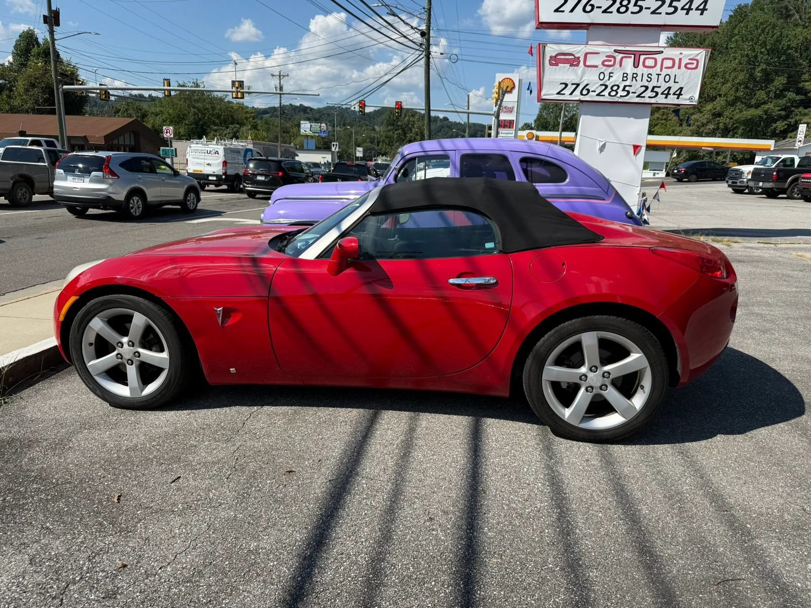 Used 2006 Pontiac Solstice Convertible w/ Premium Package RWD image 8