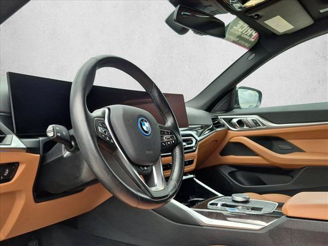 Used 2023 BMW i4 eDrive40 RWD image 10
