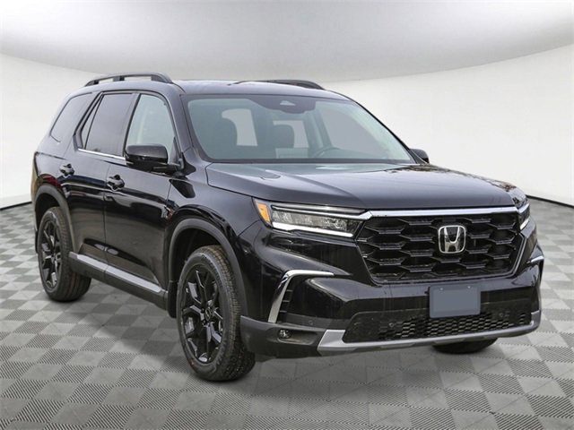 New 2025 Honda Pilot Touring image 5