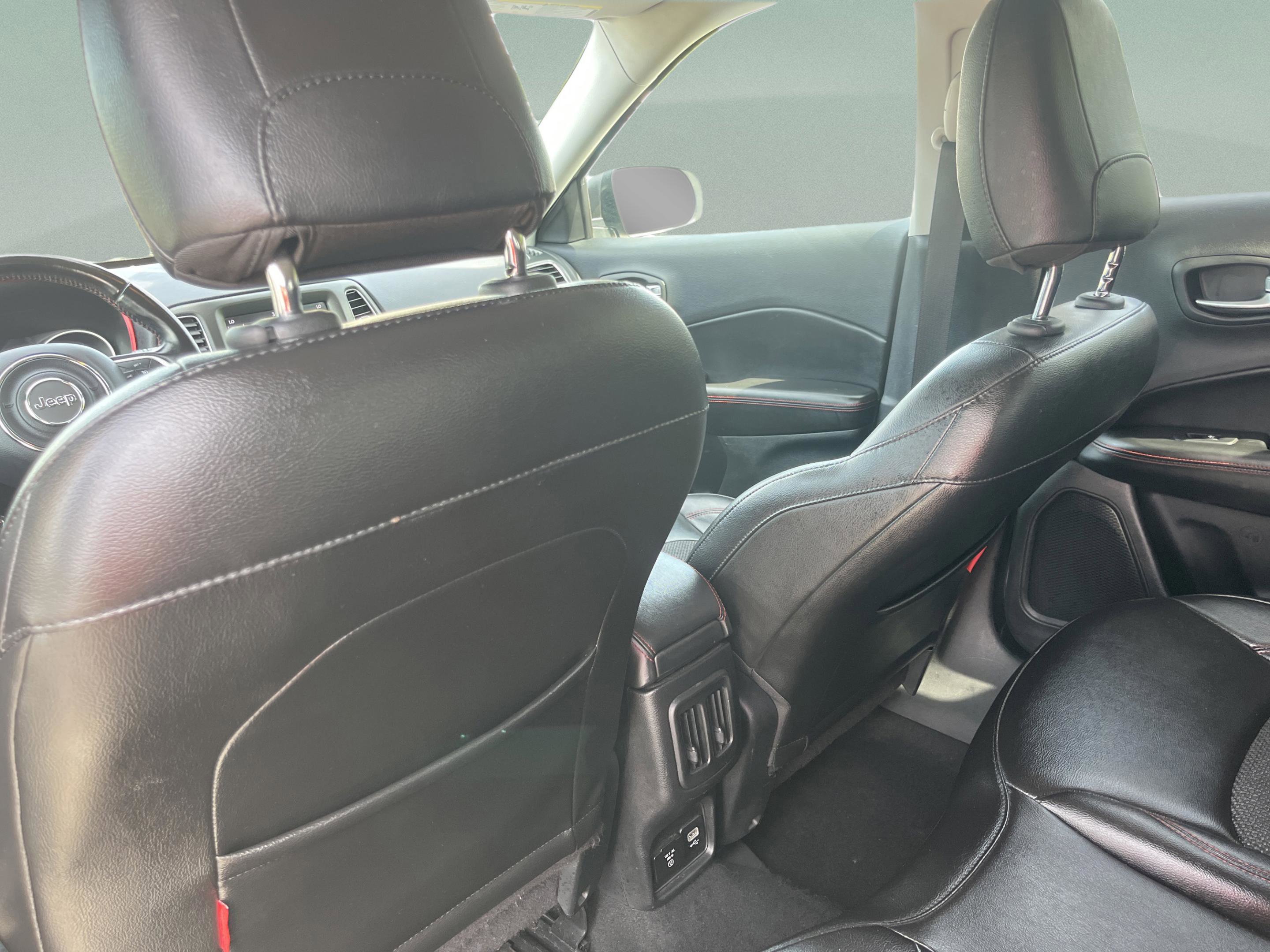Used 2021 Jeep Compass Trailhawk image 11