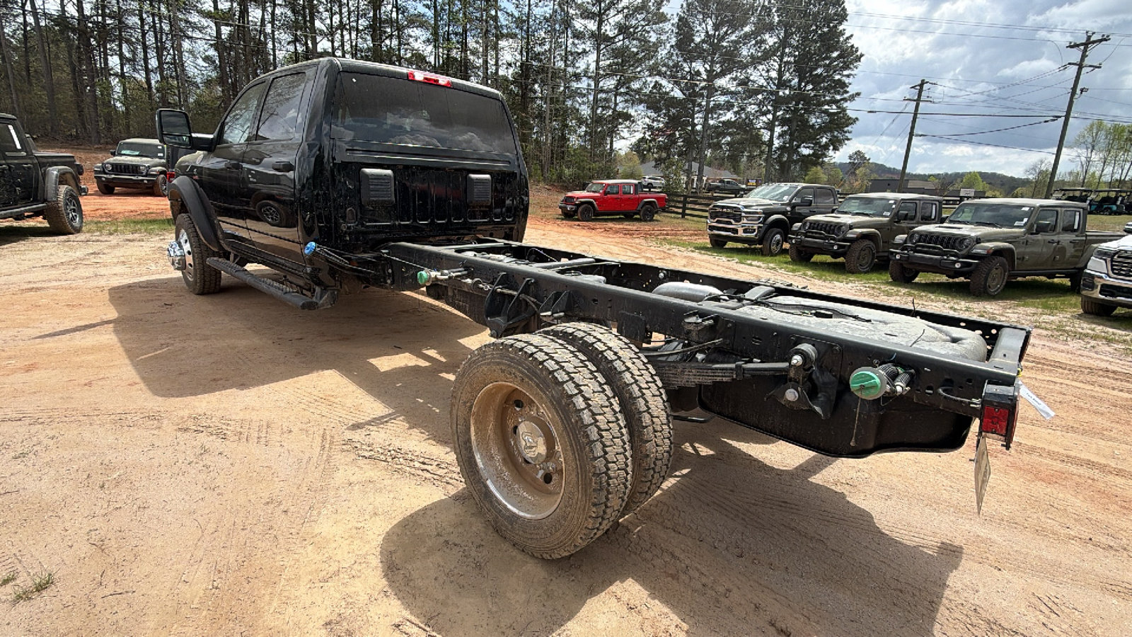 New 2026 RAM 5500 Tradesman w/ Chrome Appearance Group AWD/4WD image 10