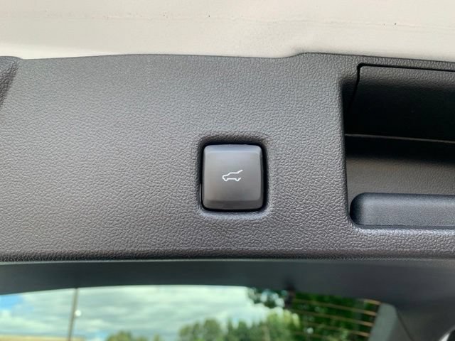 Used 2025 Ford Escape Platinum AWD/4WD image 6