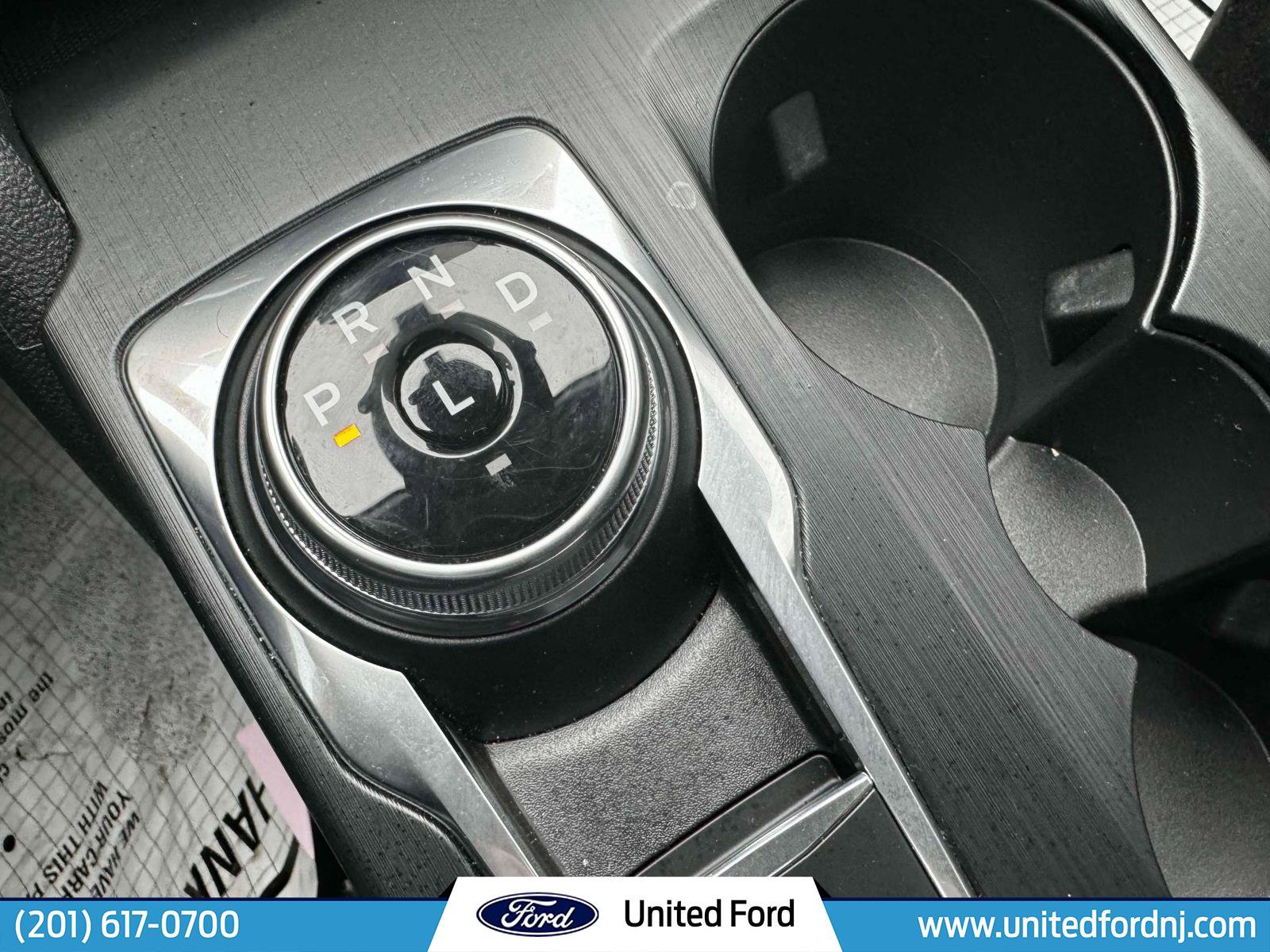 Used 2022 Ford Escape SEL w/ SEL Stealth AWD Package image 25