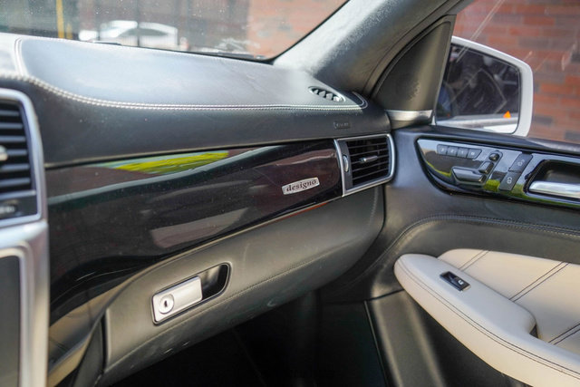Used 2015 Mercedes-Benz ML 63 AMG 4MATIC image 44