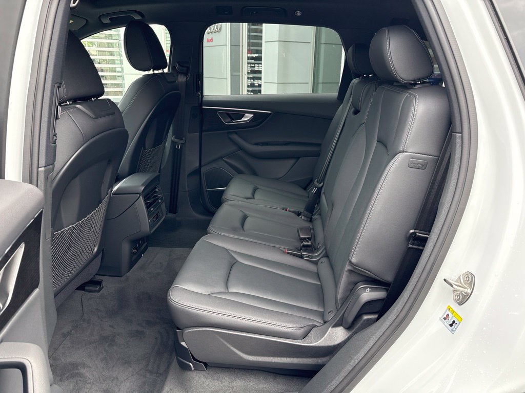 New 2026 Audi Q7 2.0T Premium AWD/4WD image 32
