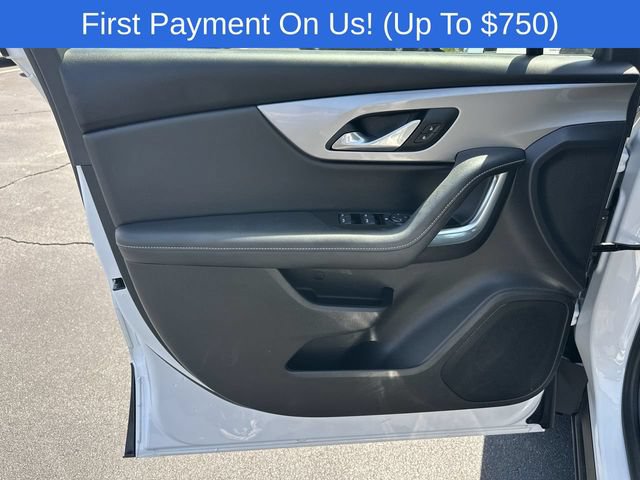 Used 2024 Chevrolet Blazer LT FWD image 21