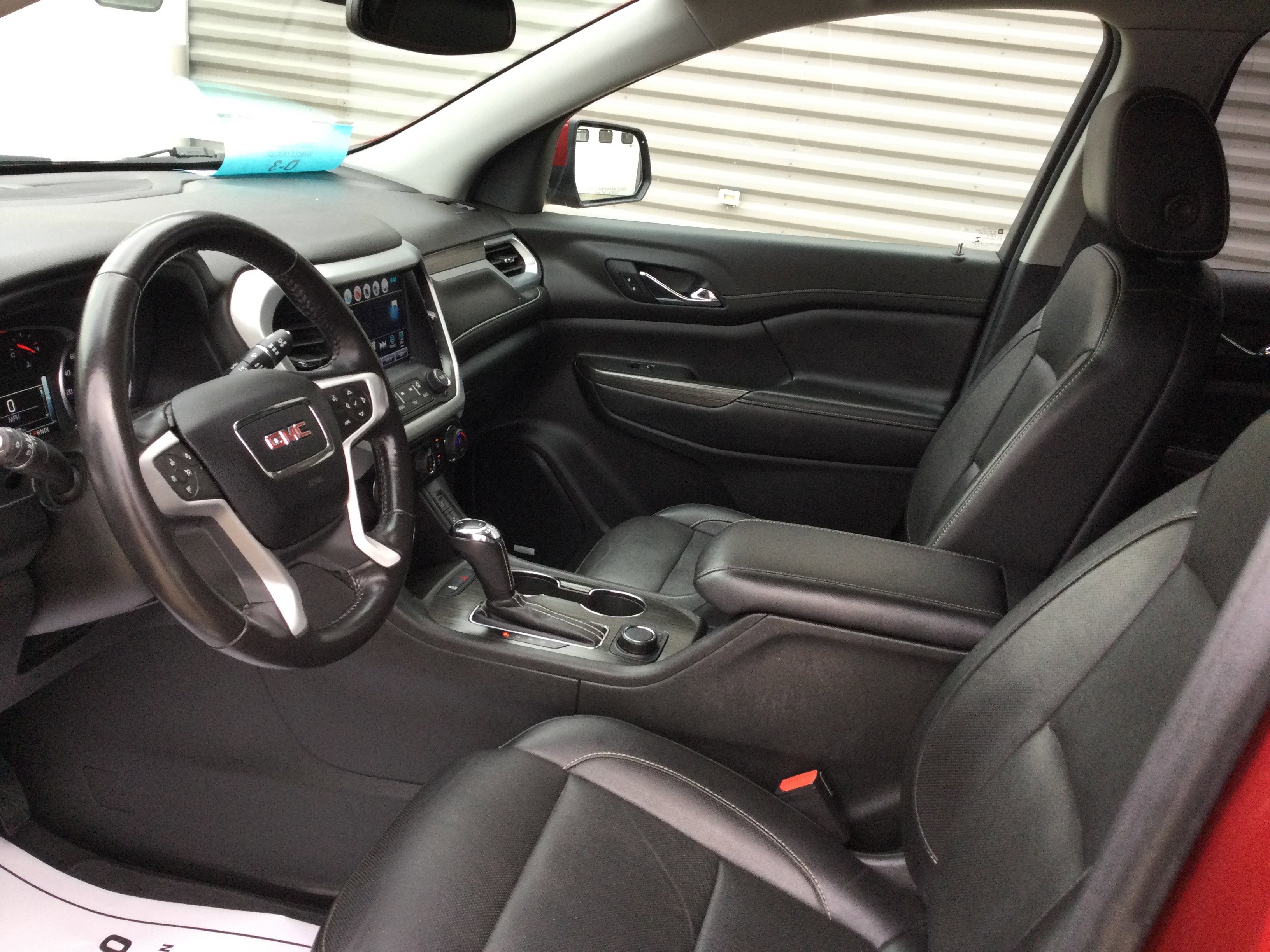 Used 2019 GMC Acadia SLT image 9