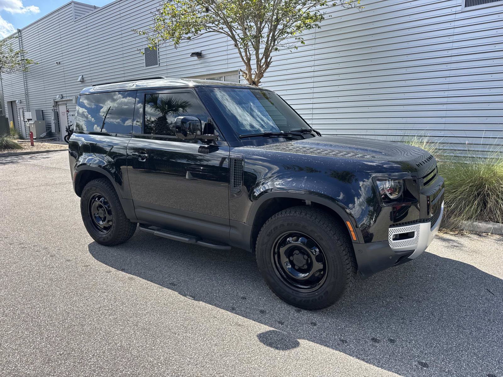 Used 2024 Land Rover Defender 90 S AWD/4WD image 4