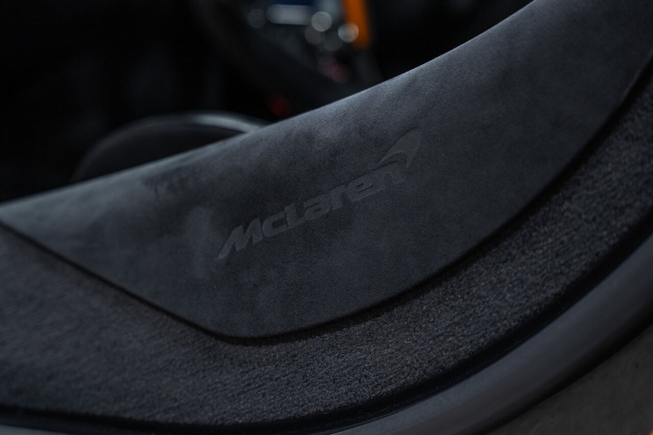 Used 2019 McLaren 720S Performance RWD image 24