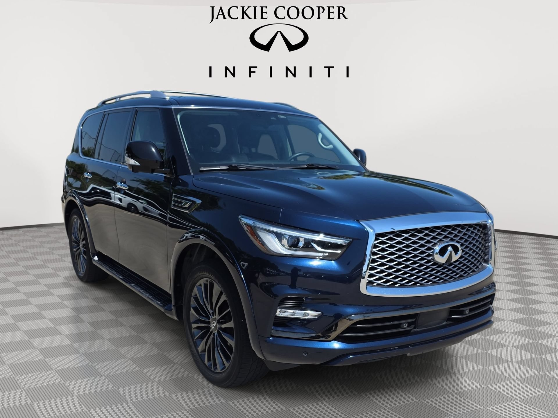 Certified 2021 INFINITI QX80 Premium Select w/ Cargo Package RWD image 3