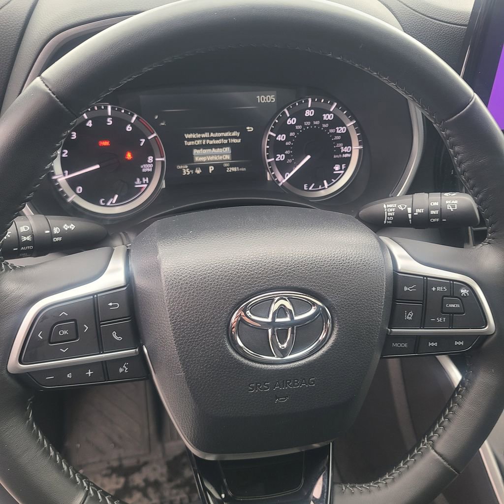 Used 2024 Toyota Highlander XSE image 28