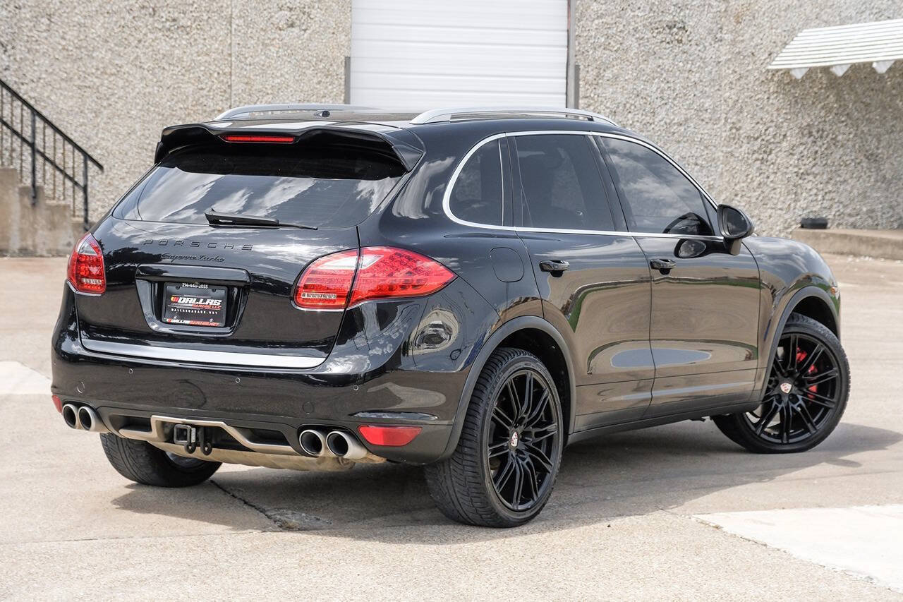 Used 2012 Porsche Cayenne Turbo AWD/4WD image 11