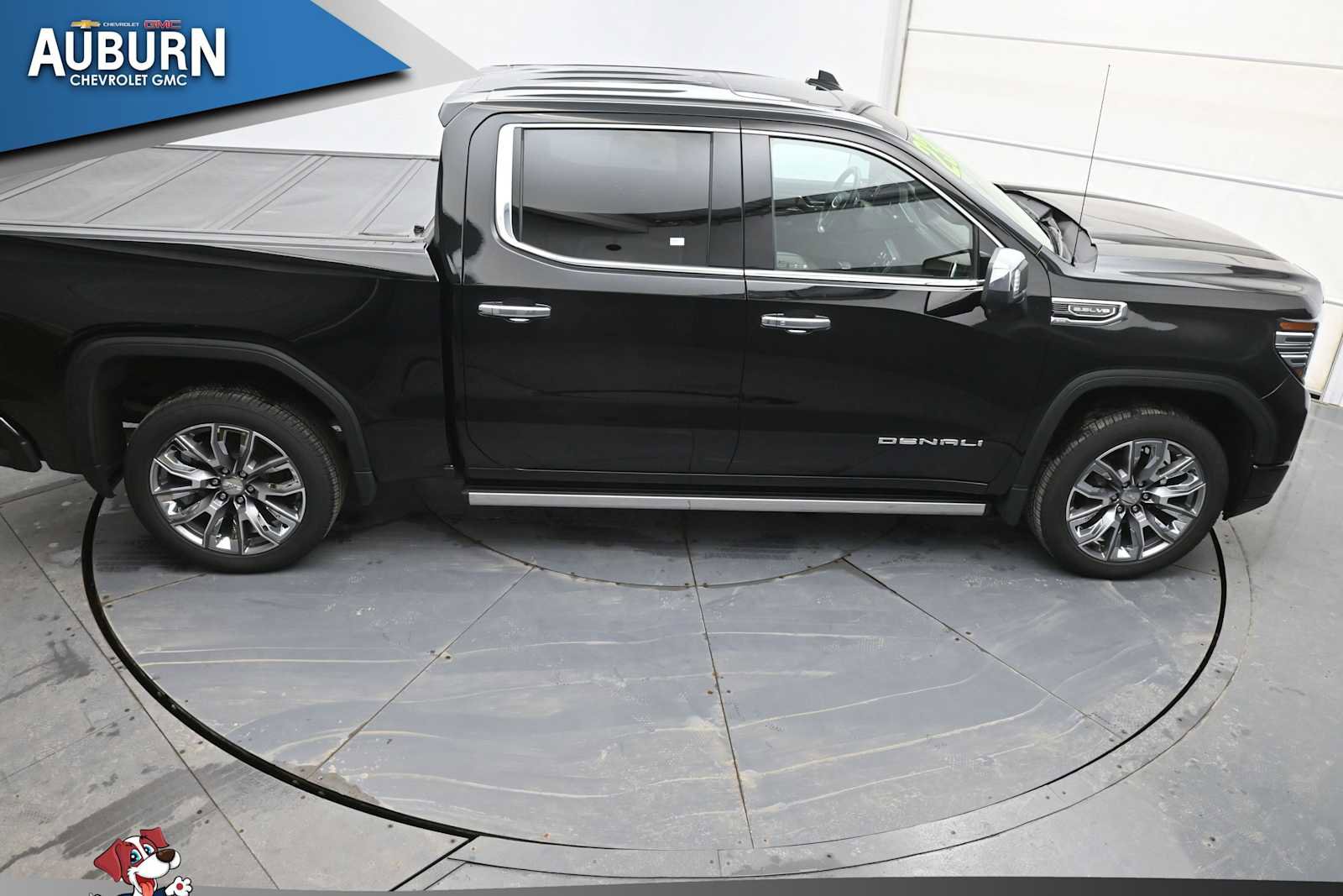 Used 2023 GMC Sierra 1500 Denali w/ Denali Reserve Package image 31