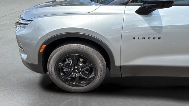 Used 2023 Chevrolet Blazer LT w/ Convenience Package FWD image 35