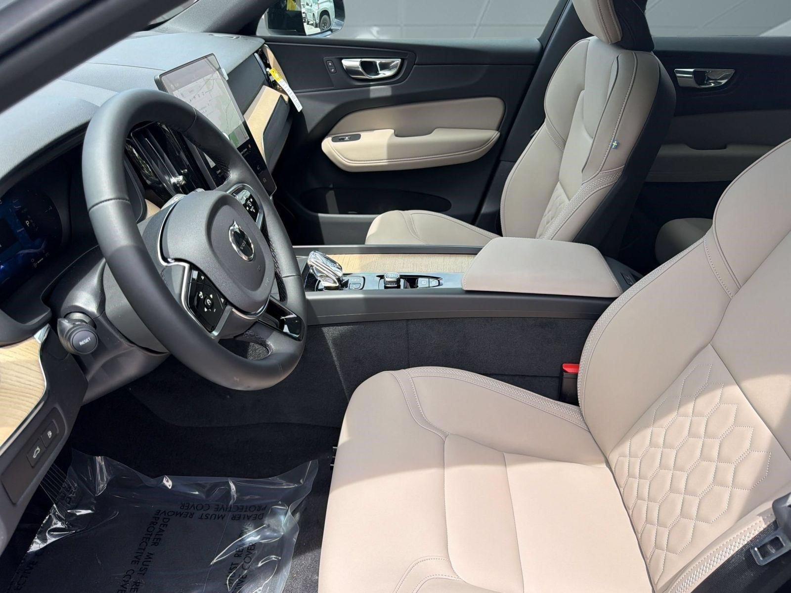 New 2026 Volvo XC60 T8 Core w/ Climate Package AWD/4WD image 5