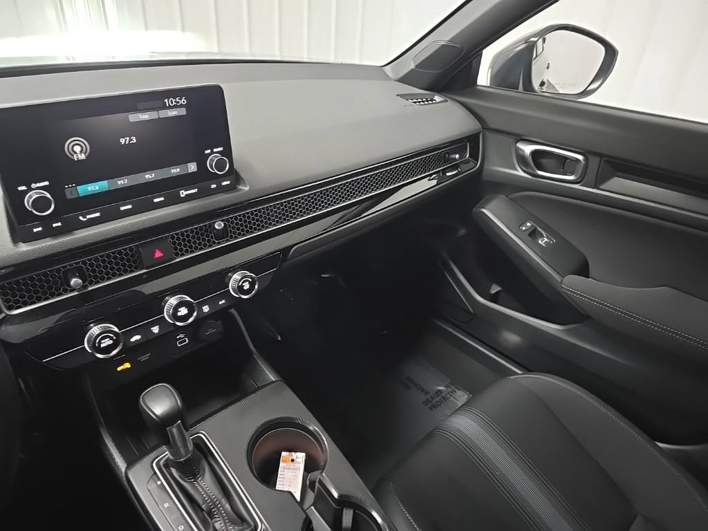 Used 2023 Honda Civic Sport image 25