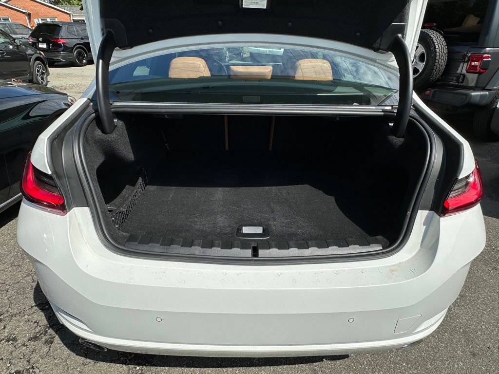 Used 2023 BMW 330e xDrive w/ Driving Assistance Package image 23