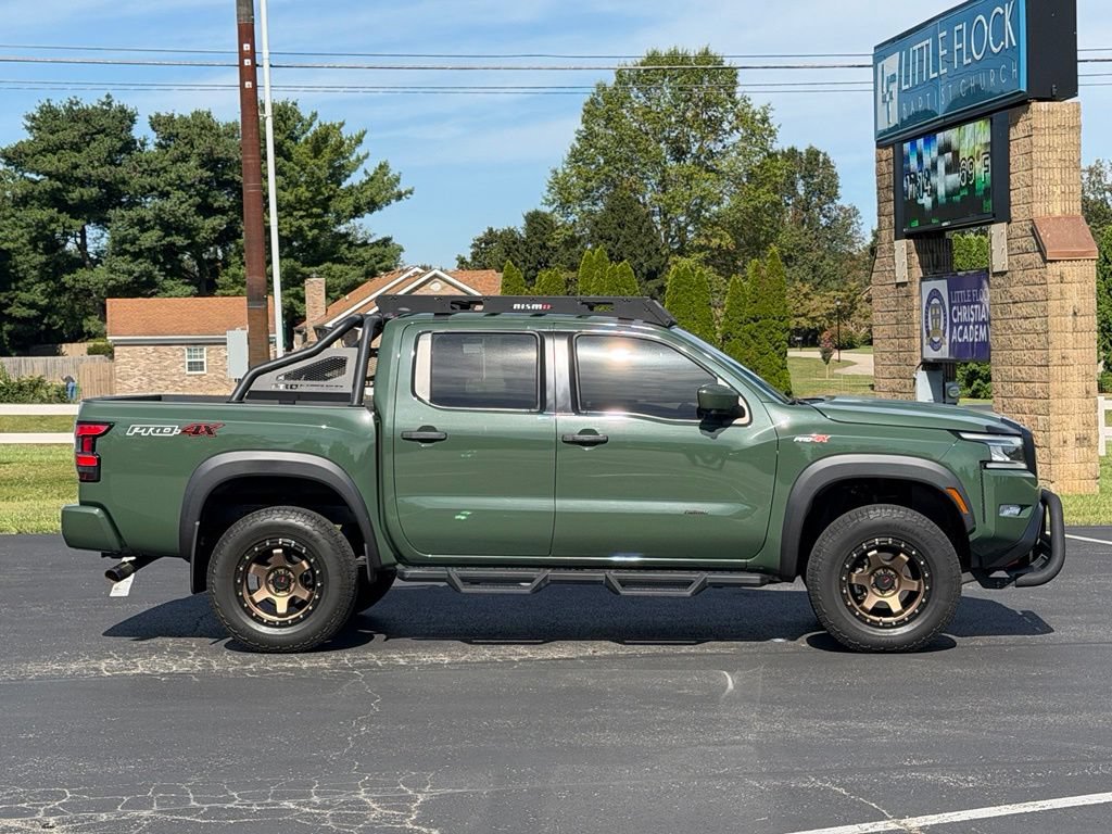 Used 2022 Nissan Frontier PRO-4X AWD/4WD image 3