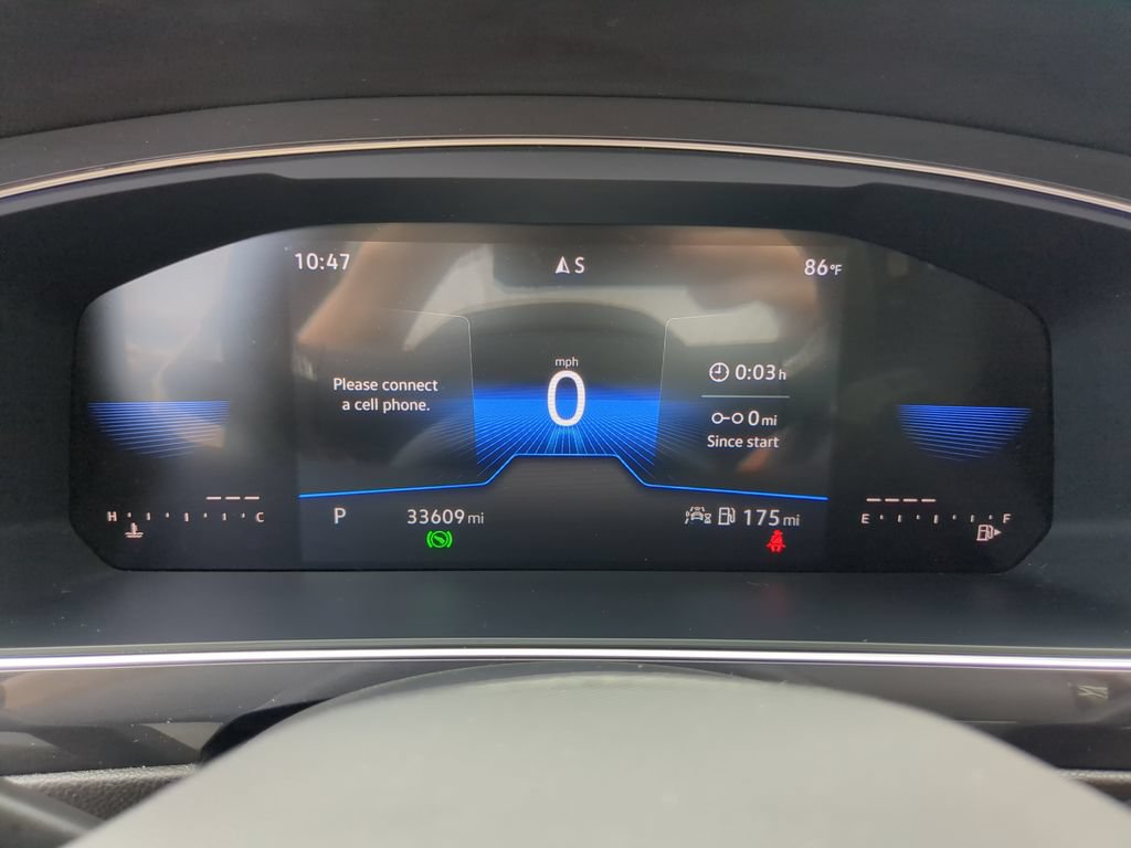 Certified 2023 Volkswagen Tiguan SE R-Line FWD image 31