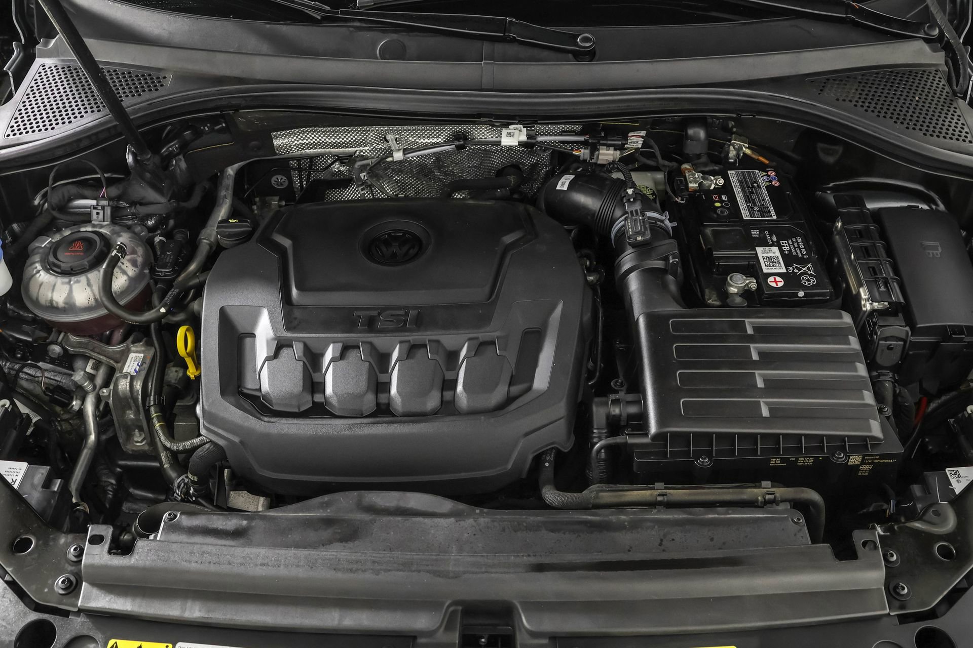 Used 2022 Volkswagen Tiguan SE image 49