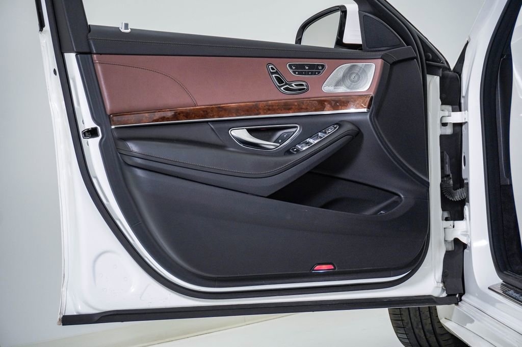 Used 2016 Mercedes-Benz S 550 4MATIC Sedan image 26