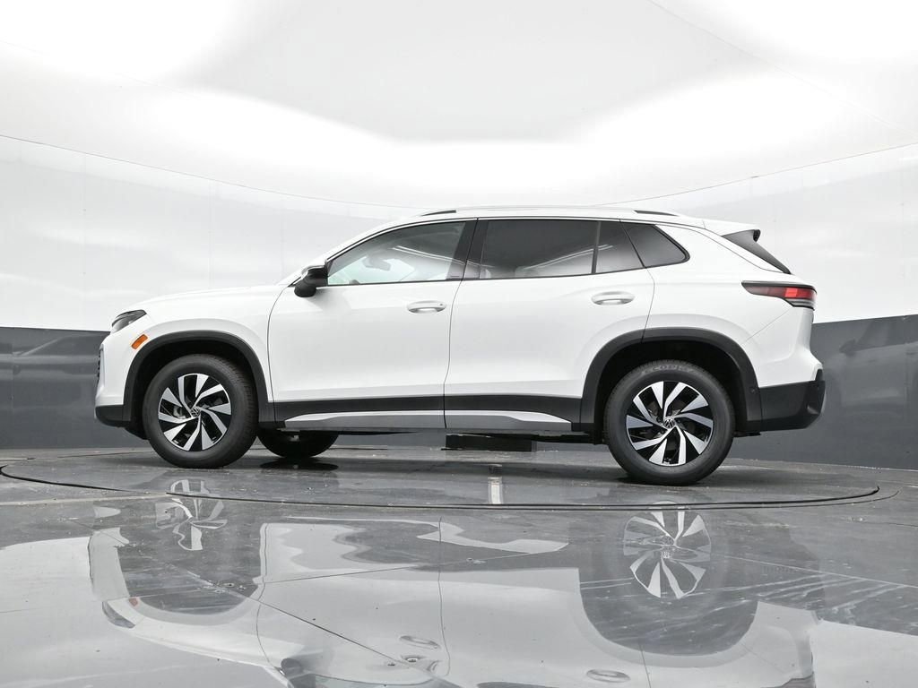 New 2025 Volkswagen Tiguan S image 35