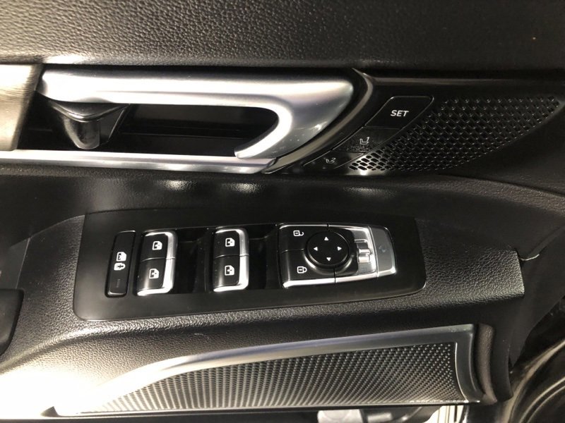 Used 2022 Kia Telluride SX w/ SX Prestige Package image 22