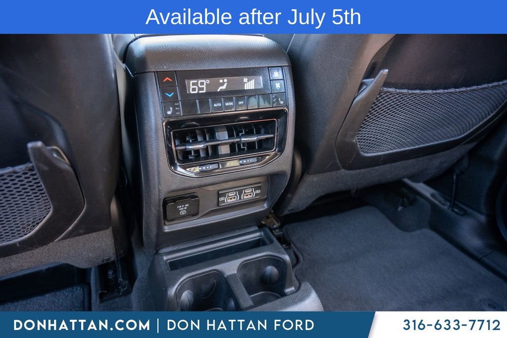 Used 2023 Jeep Grand Cherokee L Limited AWD/4WD image 22