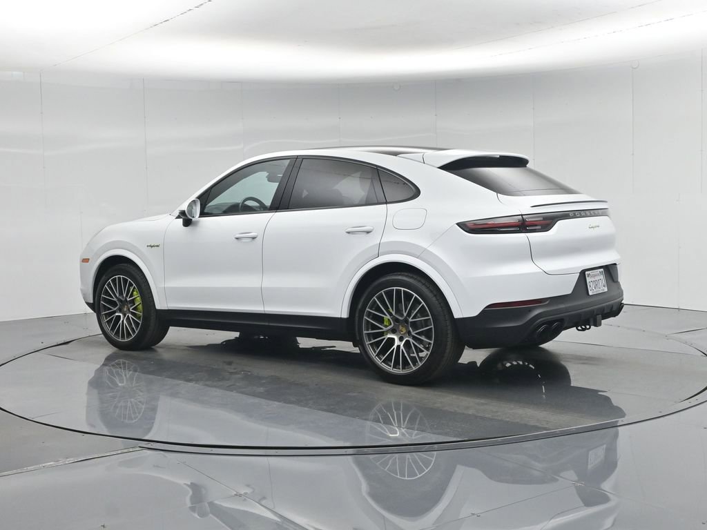 Used 2022 Porsche Cayenne E-Hybrid Coupe image 24