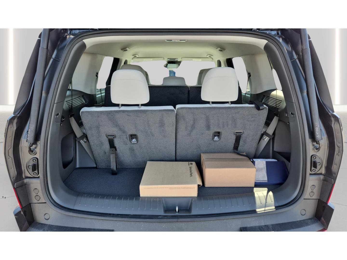 Certified 2026 Hyundai Santa Fe SE w/ Tow & Go Package image 11