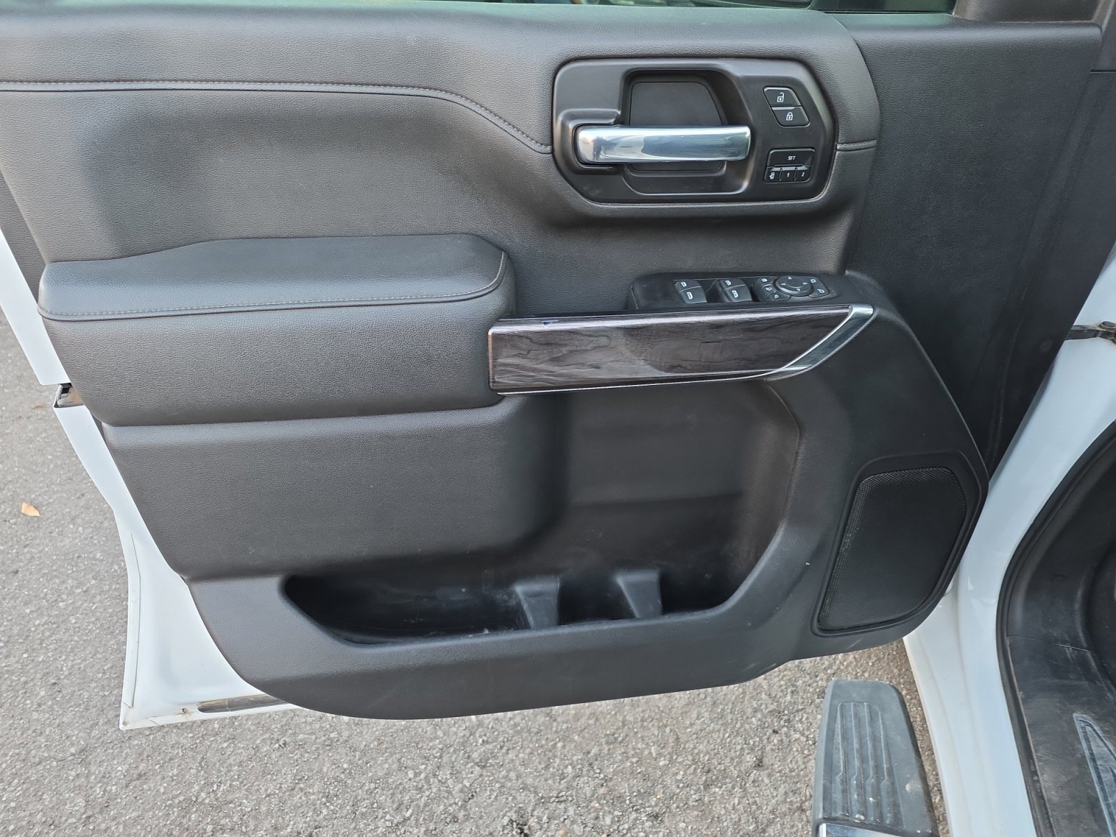 Used 2022 Chevrolet Silverado 2500 LTZ w/ Safety Package image 14