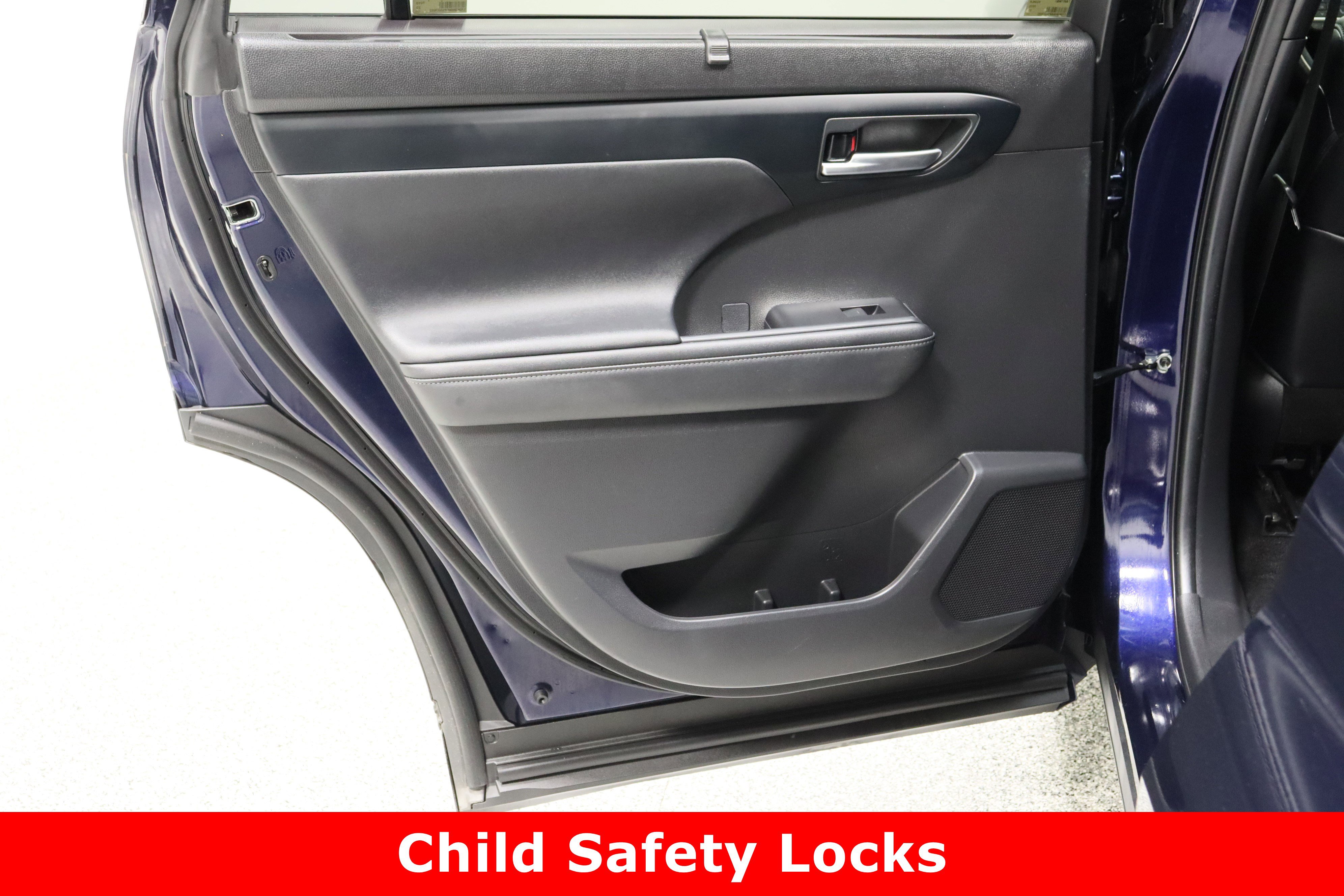 Certified 2023 Toyota Highlander XSE image 28