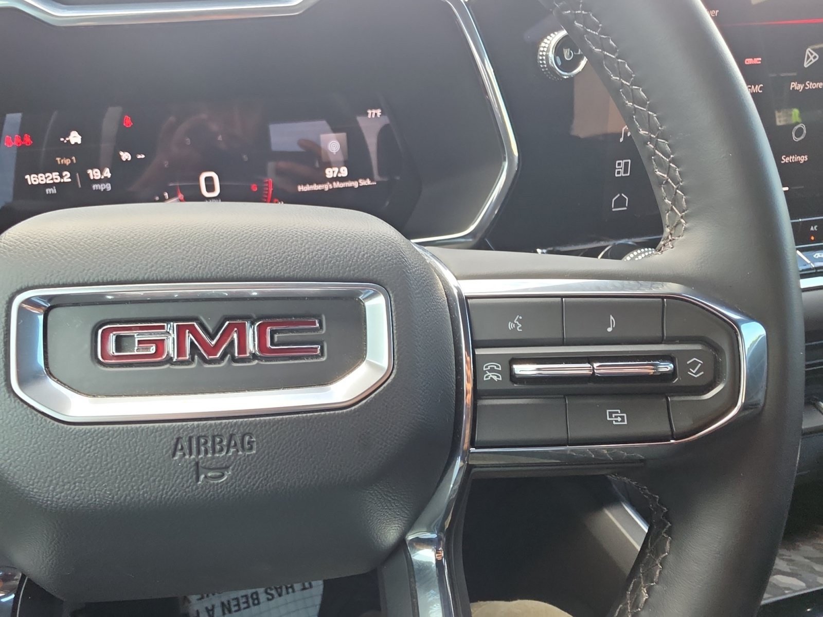 Used 2026 GMC Canyon Elevation RWD image 13