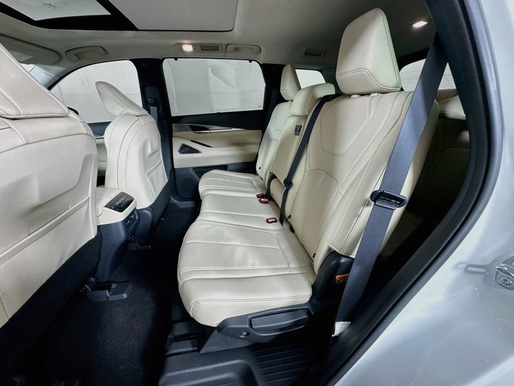 Certified 2023 INFINITI QX60 Luxe w/ Performance Audio Package AWD/4WD image 33