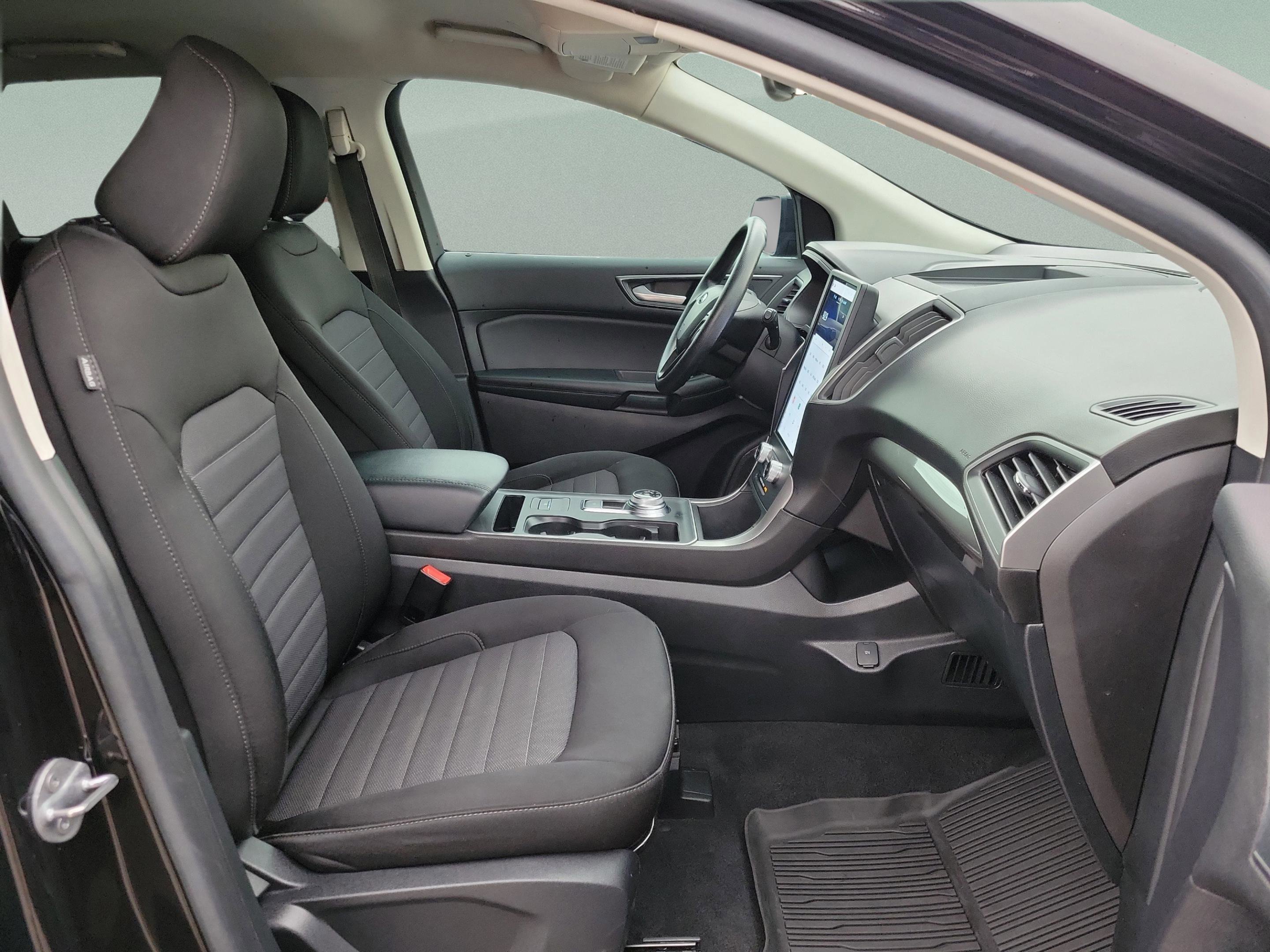 Used 2022 Ford Edge SE w/ Black Appearance Package image 30