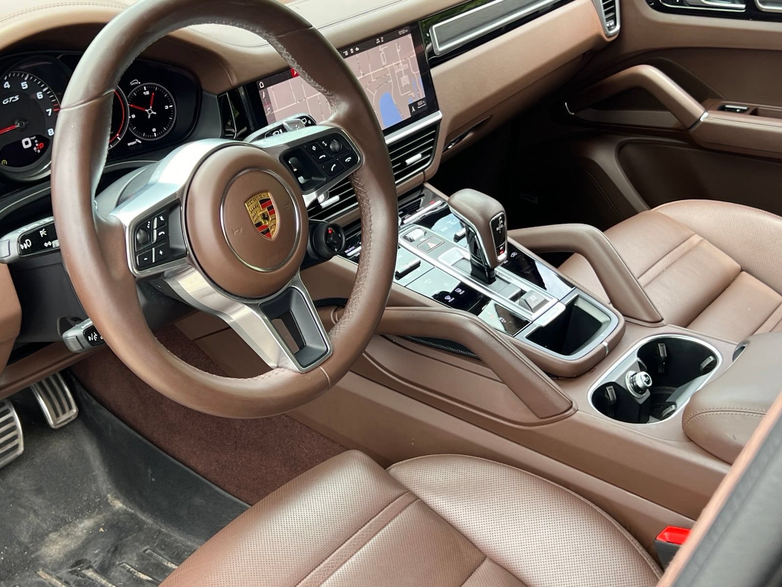 Certified 2021 Porsche Cayenne GTS AWD/4WD image 4