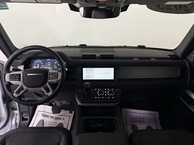 Certified 2023 Land Rover Defender 90 S image 22