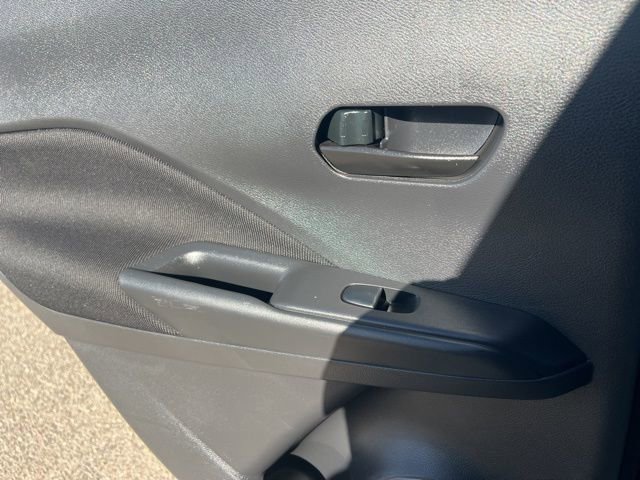 Used 2024 Nissan Kicks S image 24