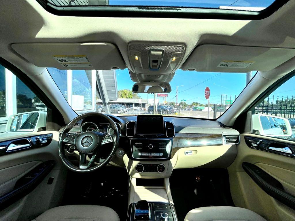 Used 2017 Mercedes-Benz GLS 450 4MATIC image 12