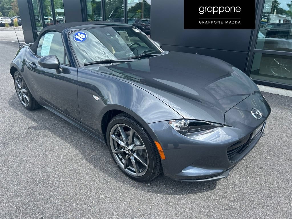 Used 2016 MAZDA MX-5 Miata Grand Touring RWD video 1