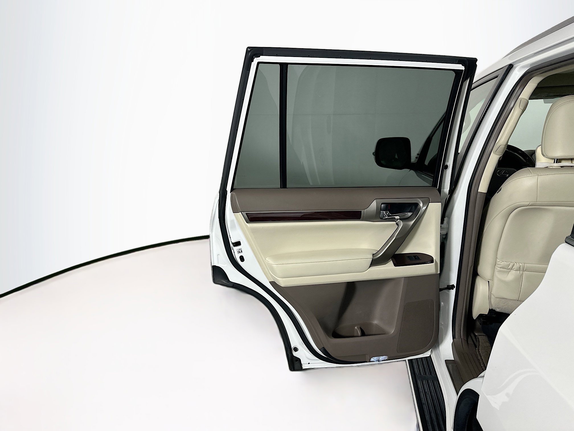 Used 2016 Lexus GX 460 w/ Premium Package image 28