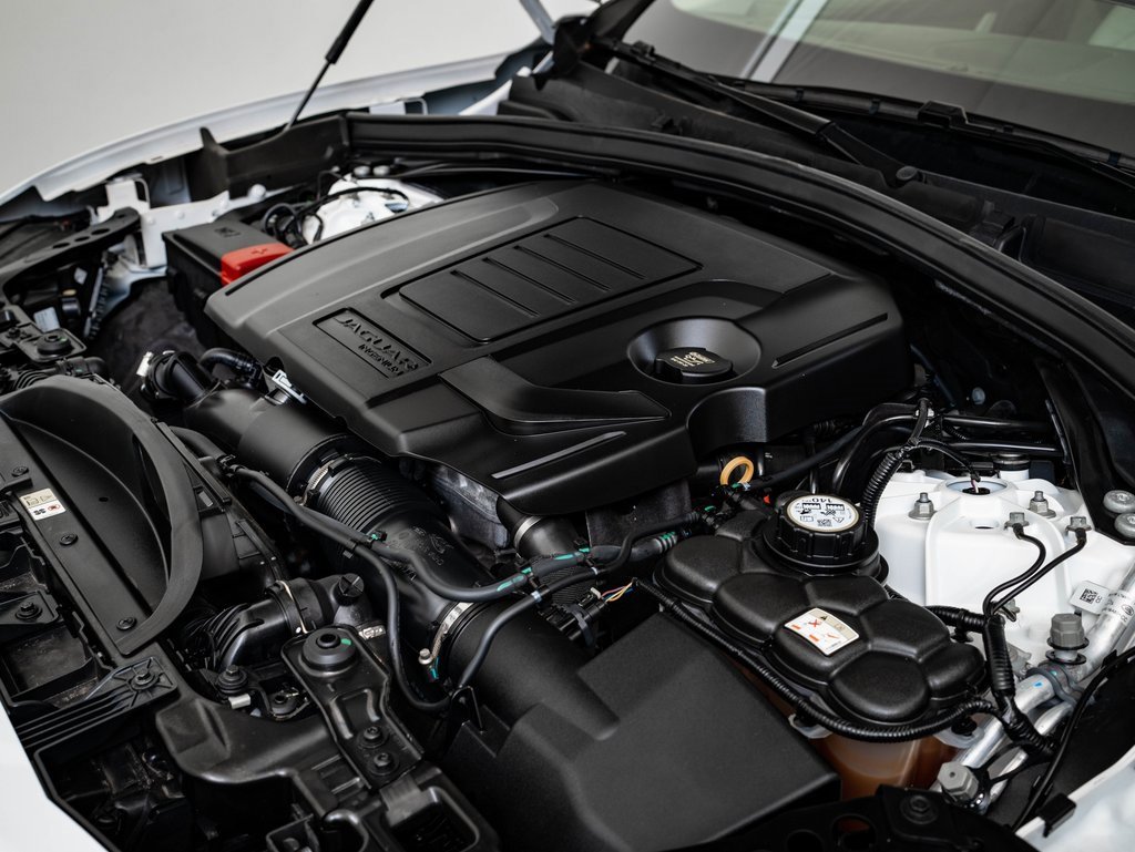 Used 2023 Jaguar F-PACE S image 48