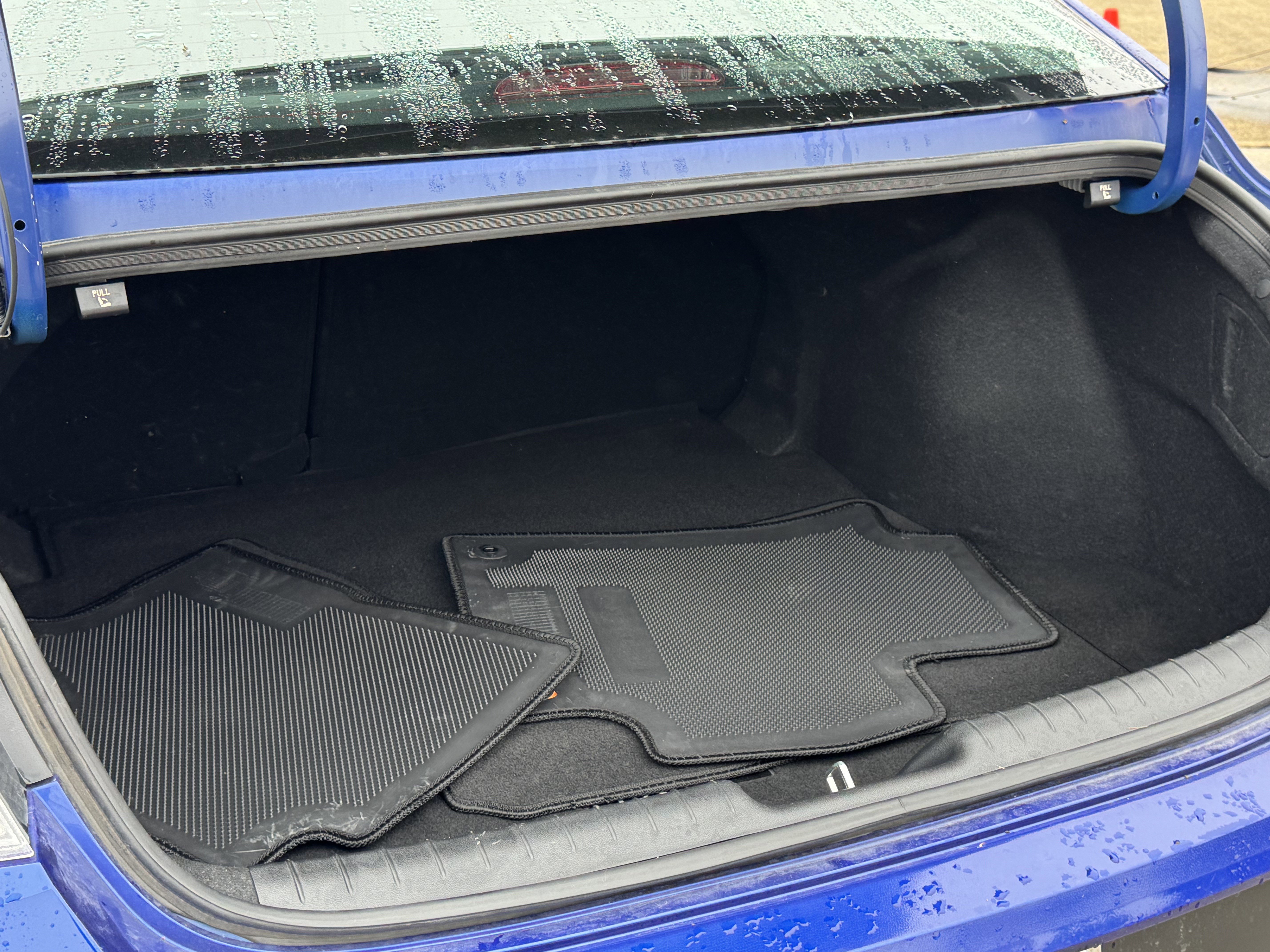 Used 2025 Hyundai Elantra Limited image 9